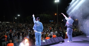 Akdeniz Rap Festivali'nde sanatçılar özel bireyler için sahne aldı